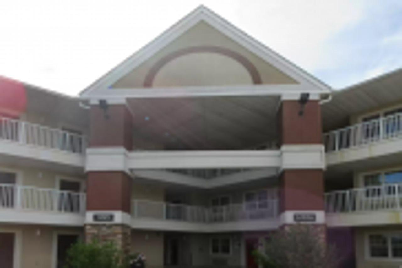 Suburban Studios Winston-Salem Near Hanes Mall Экстерьер фото