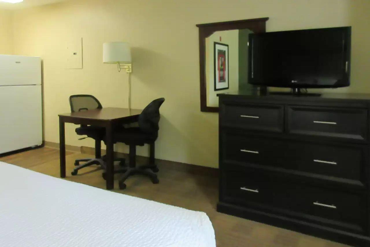 Suburban Studios Winston-Salem Near Hanes Mall Экстерьер фото