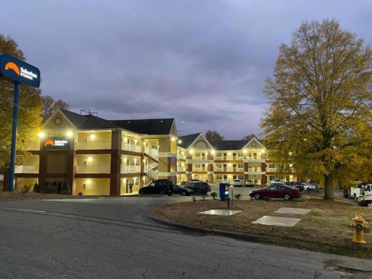 Suburban Studios Winston-Salem Near Hanes Mall Экстерьер фото