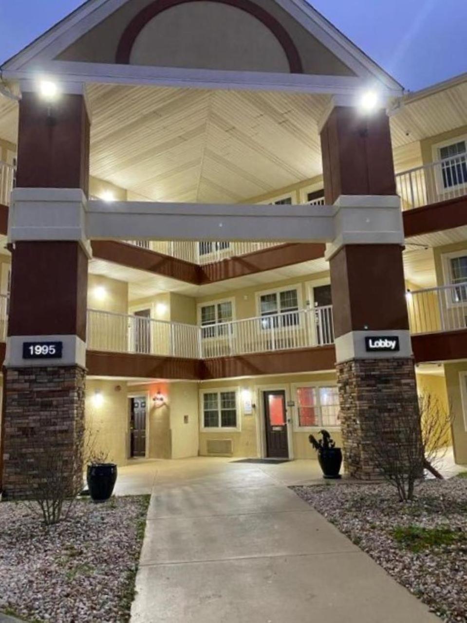 Suburban Studios Winston-Salem Near Hanes Mall Экстерьер фото